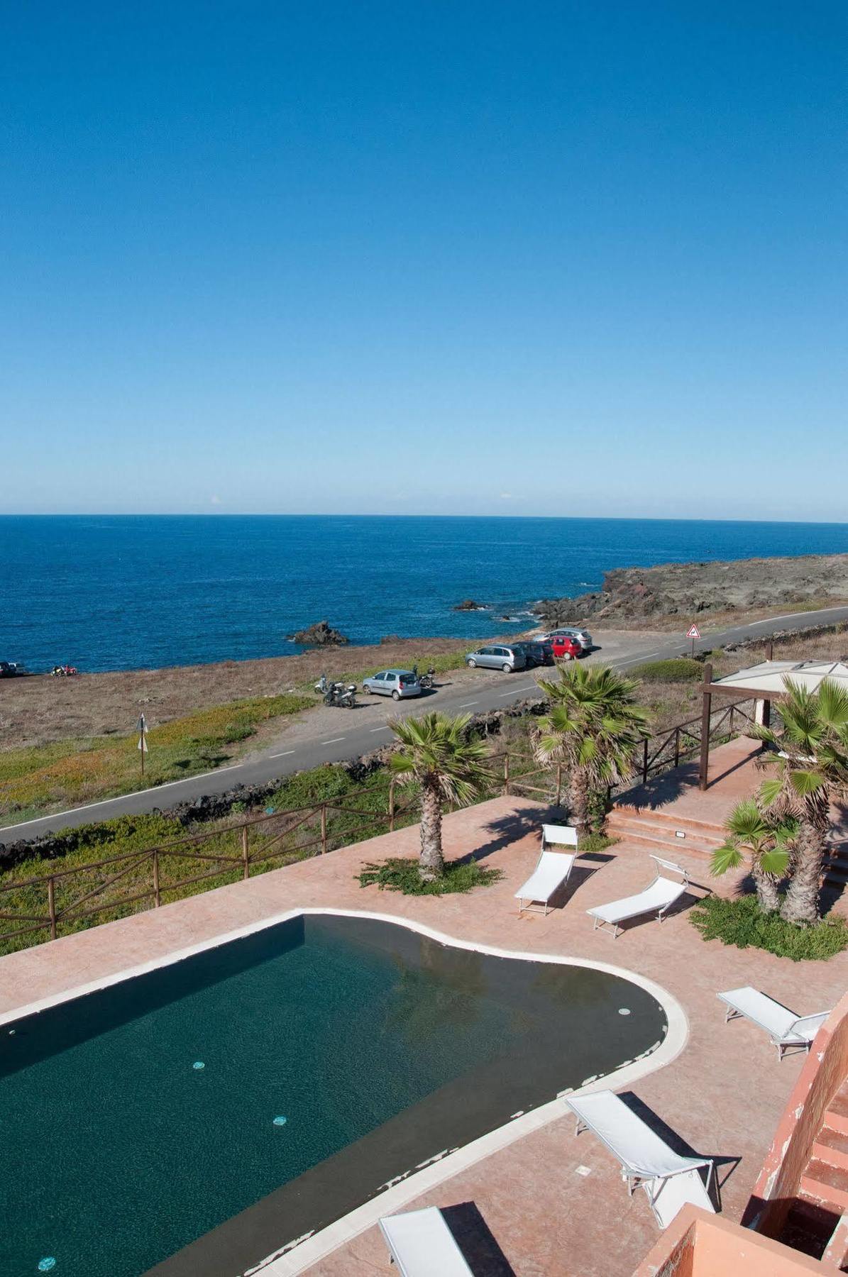Hotel Bue Marino Pantelleria Exterior photo