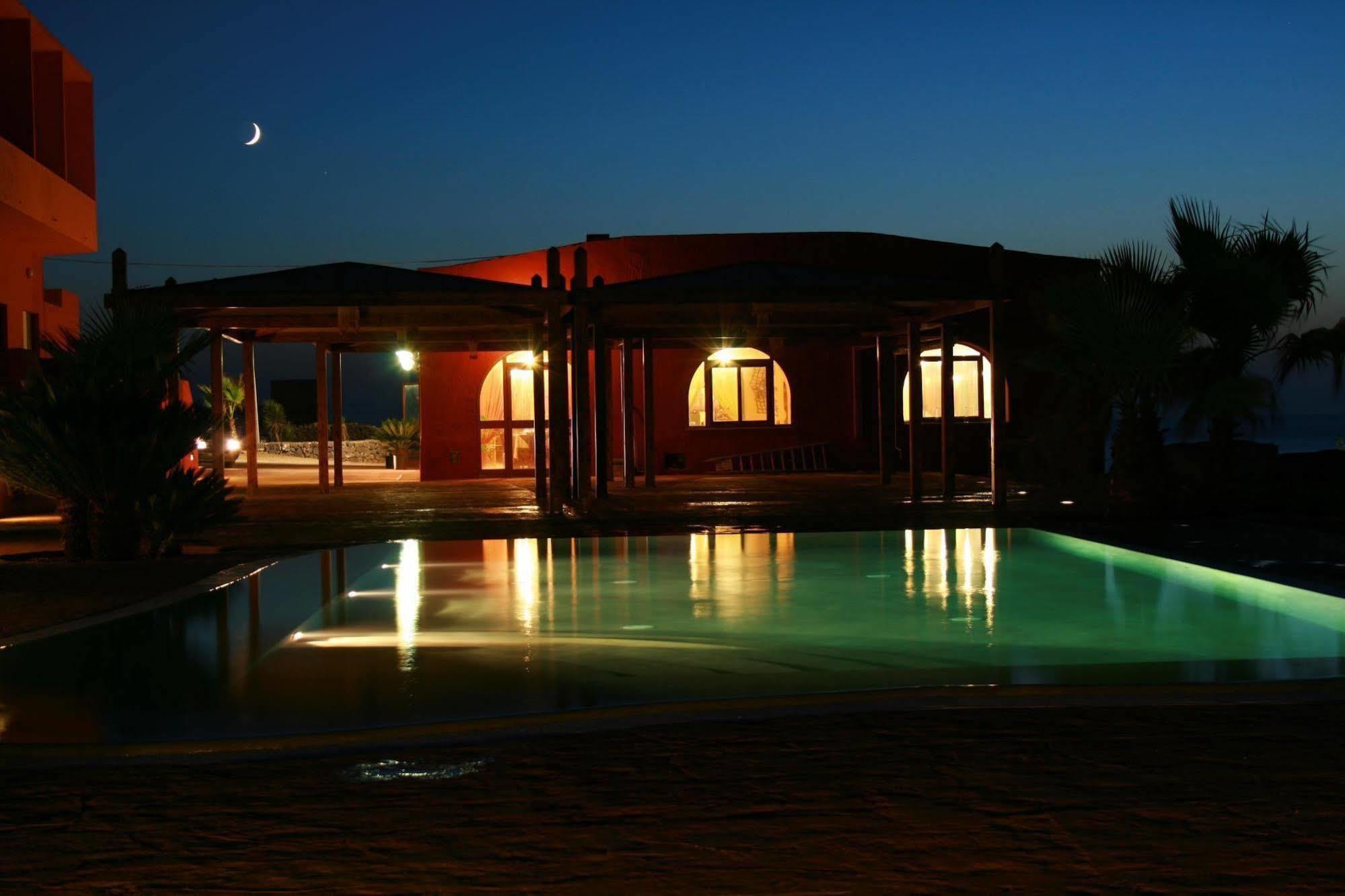 Hotel Bue Marino Pantelleria Exterior photo