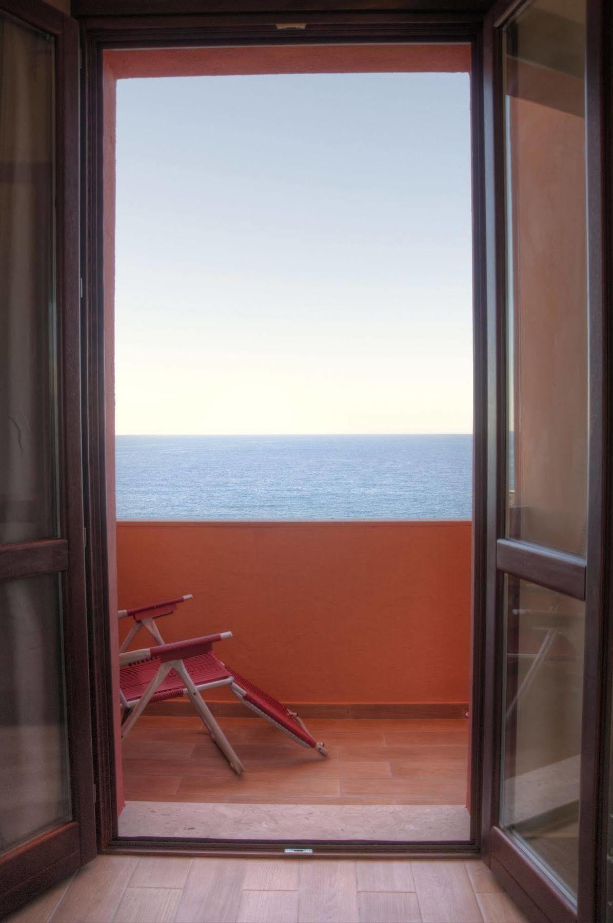 Hotel Bue Marino Pantelleria Exterior photo