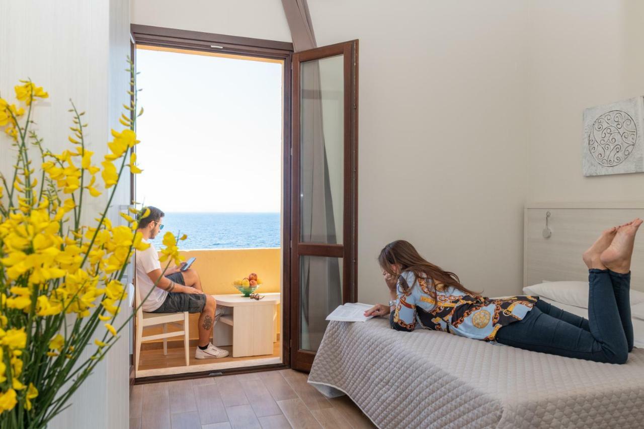Hotel Bue Marino Pantelleria Exterior photo